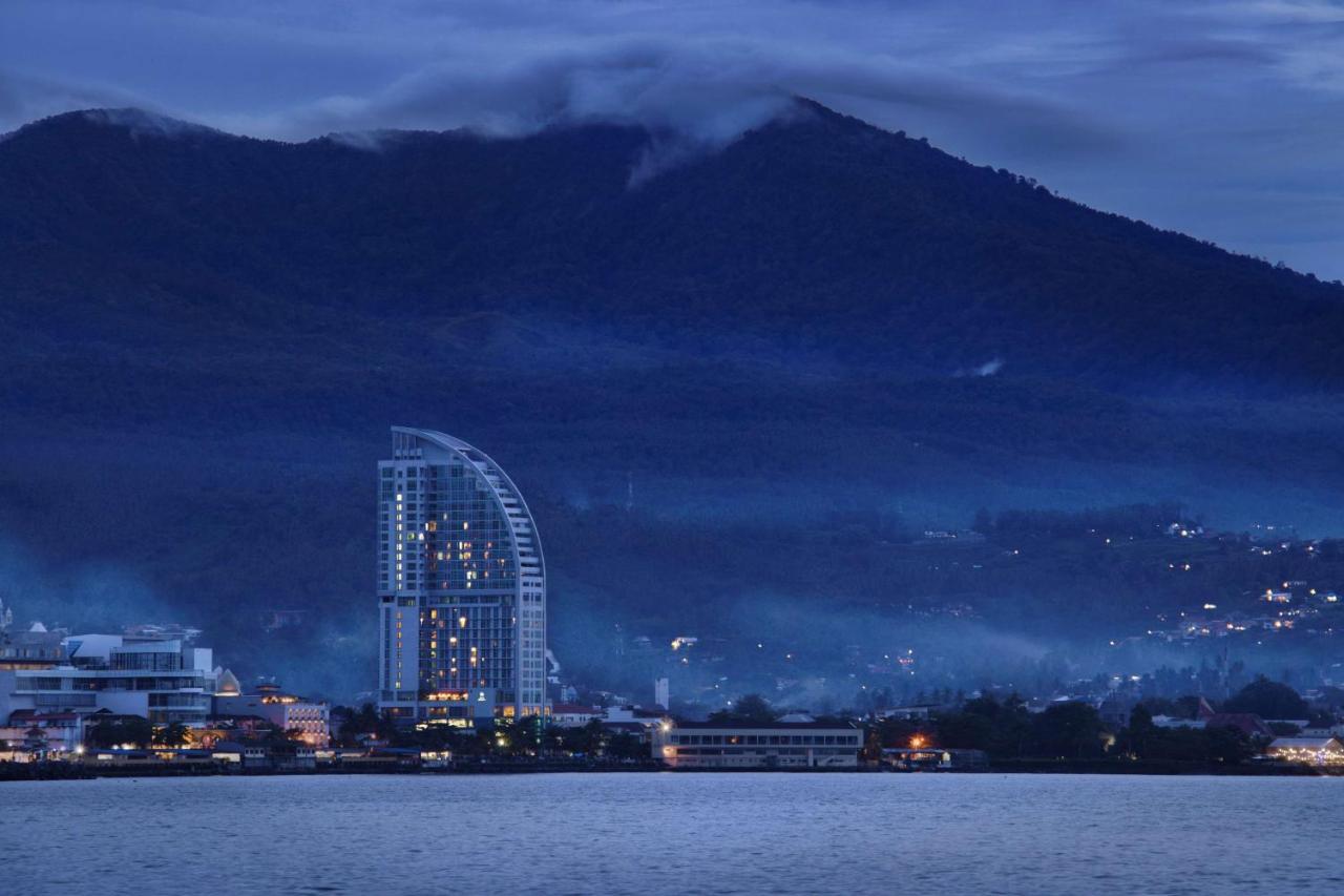 Best Western The Lagoon Hotel Manado Exterior photo